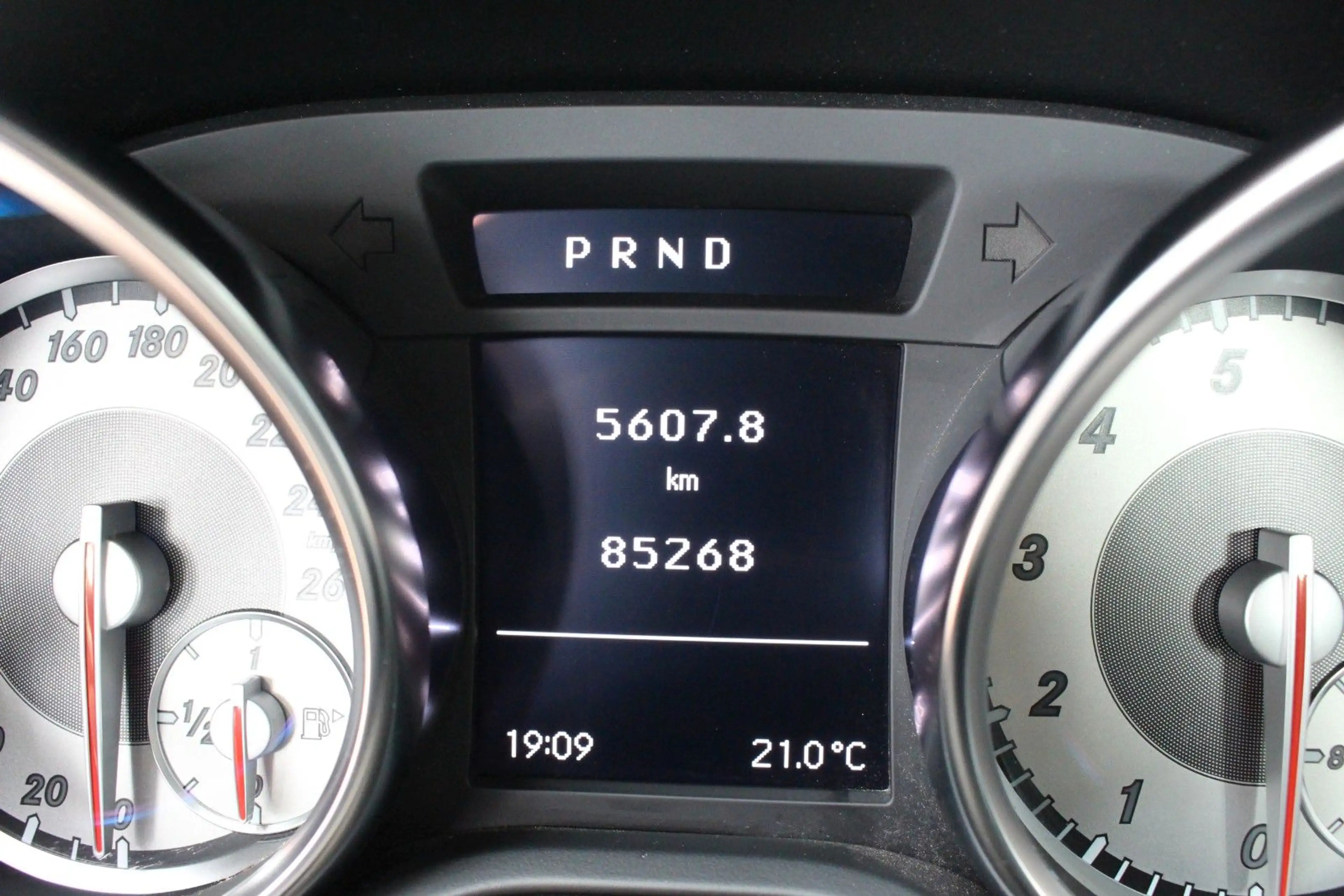 Mercedes-Benz SLK 200 Roadster BlueEfficiency+PDC+SHZ+Leder+ — photo 15