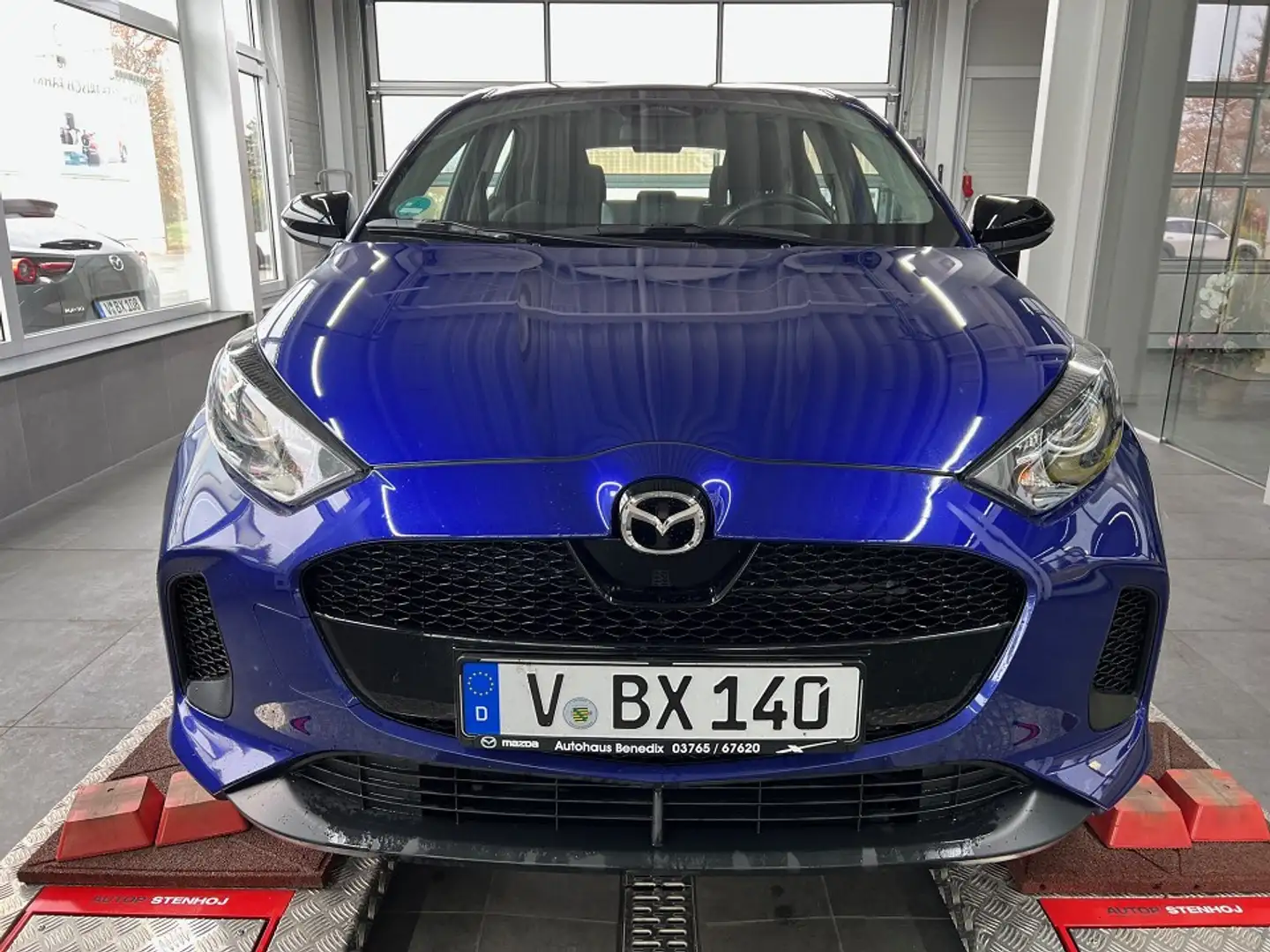 Mazda 2 Hybrid 1.5L Hybrid VVT-i FWD CENTRE-LINE Bleu - 2