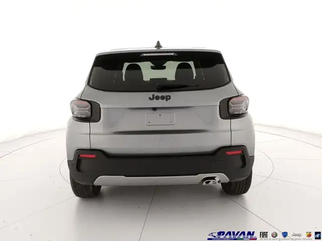 Jeep Avenger view 4