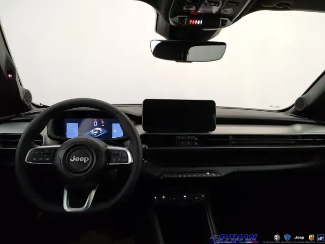 Jeep Avenger view 14