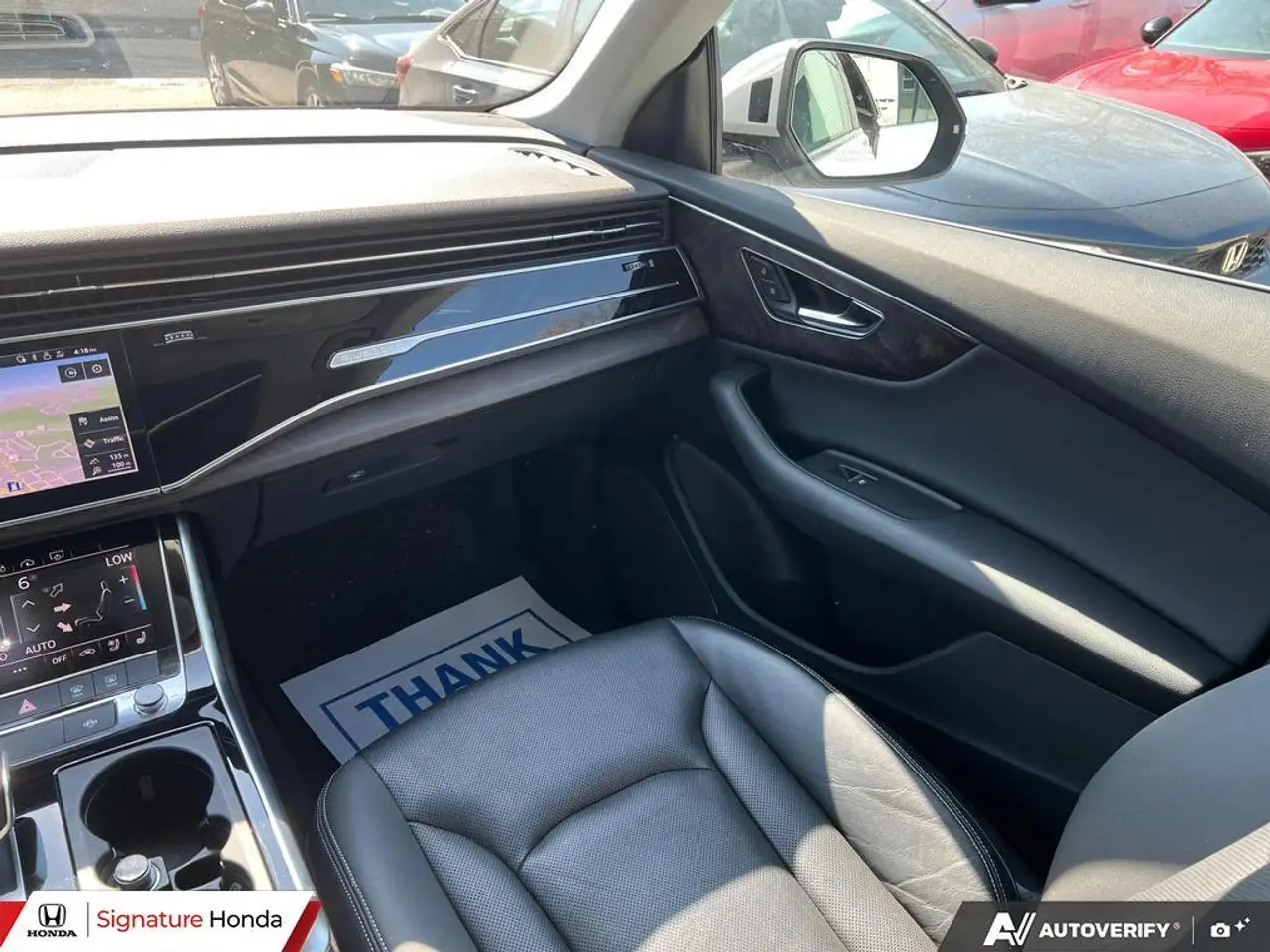 Audi Q8 снимка Audi Q8