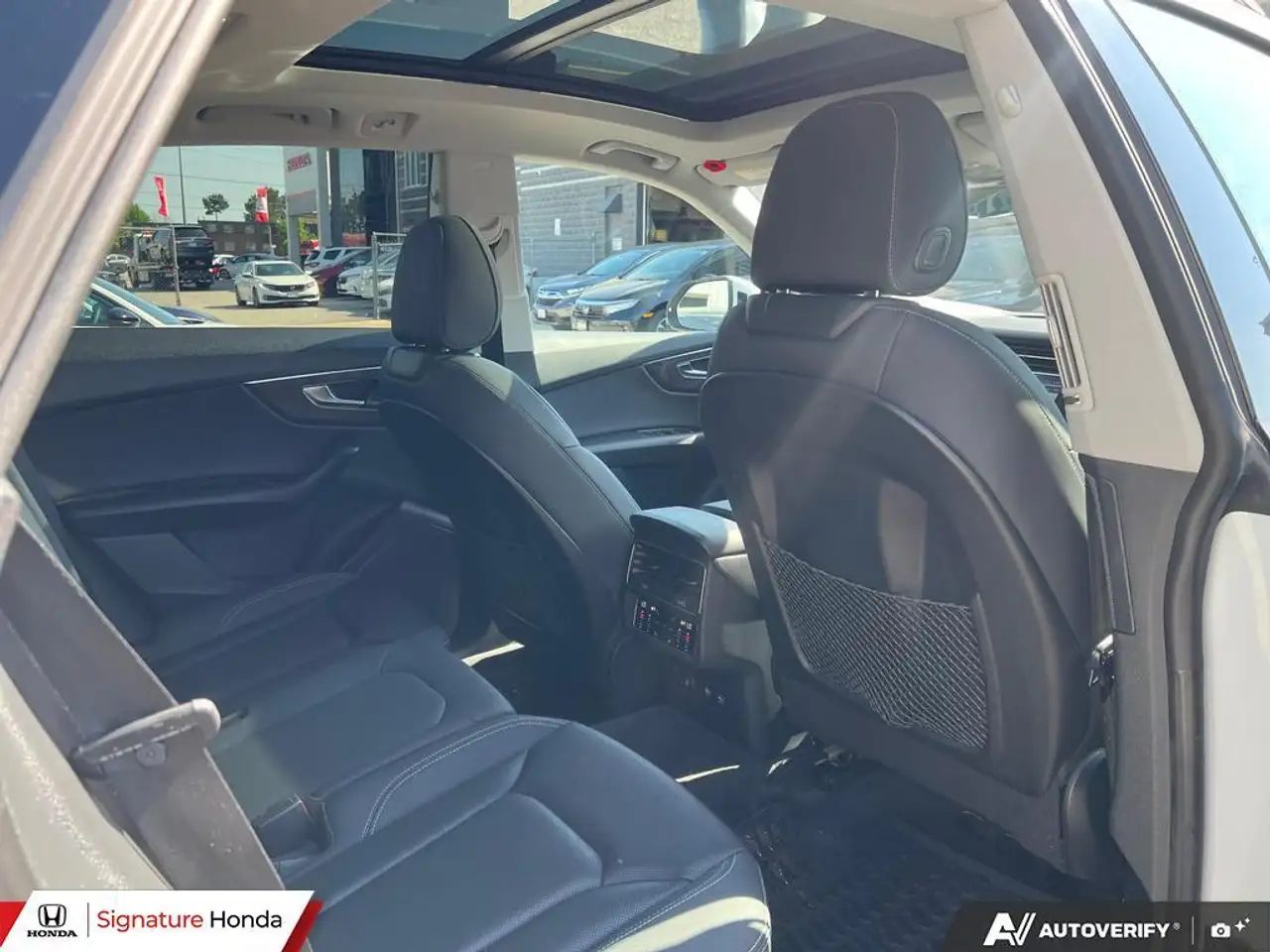Audi Q8 снимка Audi Q8