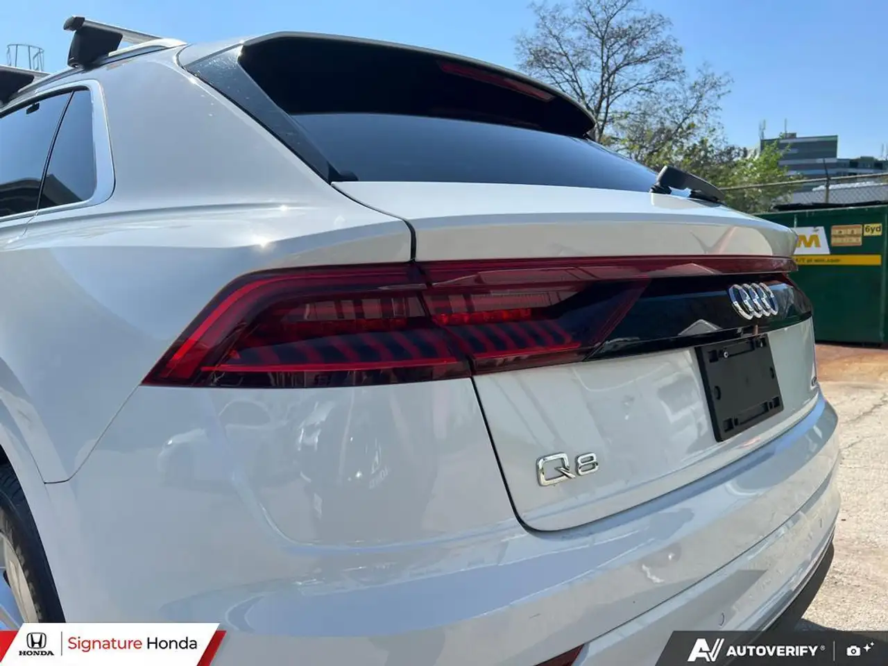 Audi Q8 снимка Audi Q8