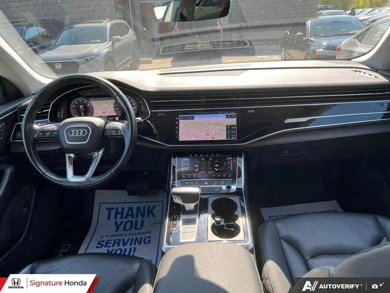 Audi Q8 снимка Audi Q8