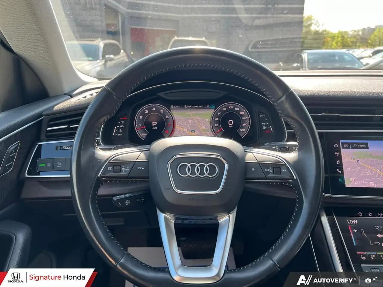 Audi Q8 снимка Audi Q8