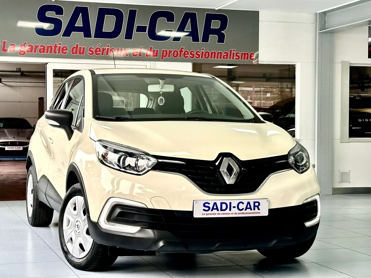 Renault Captur 0.9 TCe 90cv - Euro 6C Beige - 1