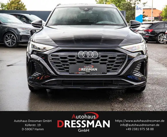 Audi Q8 E-Tron view 2