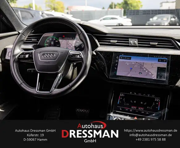 Audi Q8 E-Tron view 14