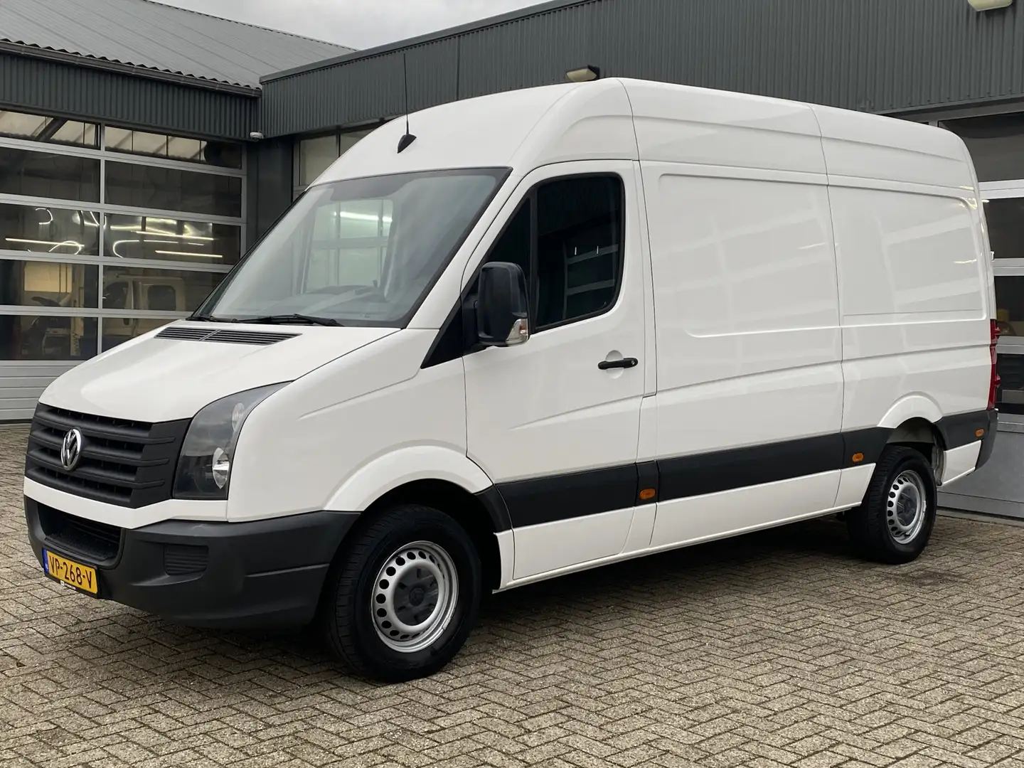 Volkswagen Crafter 35 2.0 TDI L2H2 Kast Inrichting Trekhaak 3500kg Ai Wit - 2