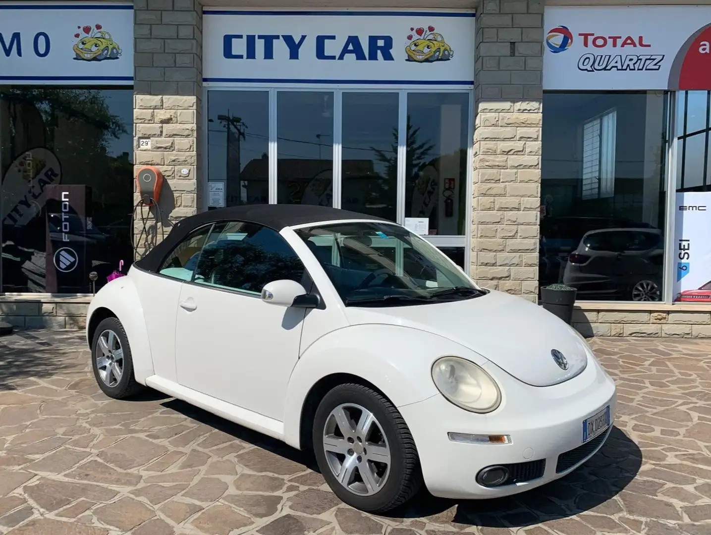 Volkswagen New Beetle New Beetle Cabrio 1.9 tdi limited Red Edition Weiß - 1