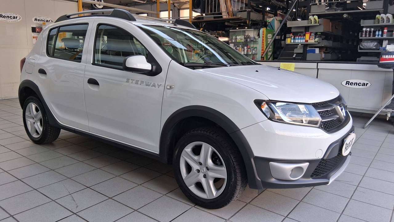 Dacia Sandero Stepway 1.5 dci s AUTOMATICA