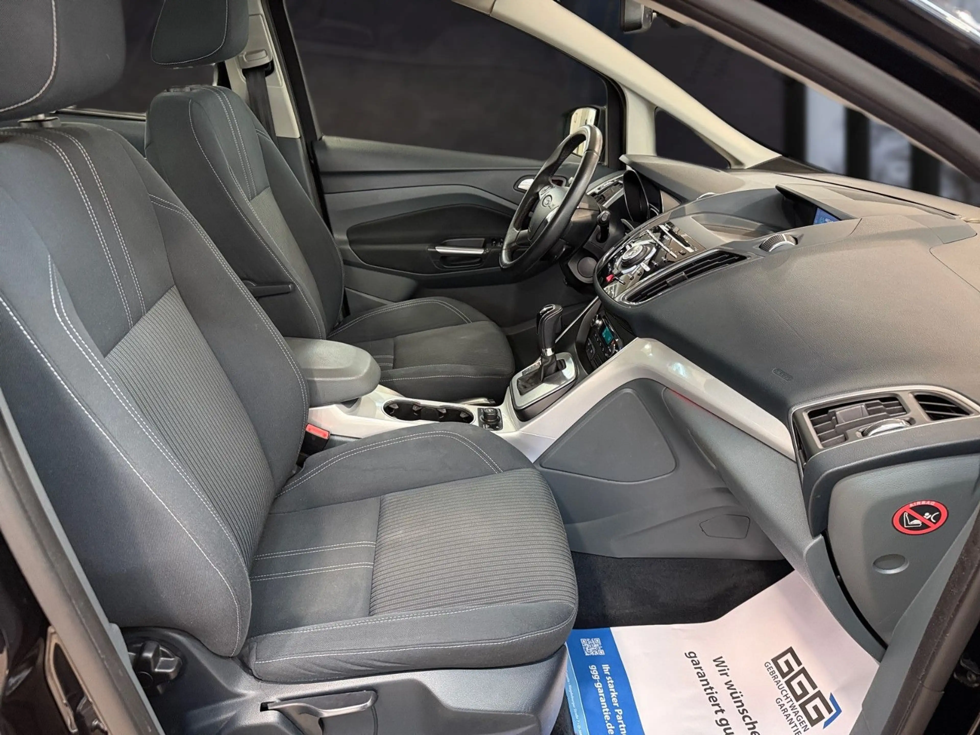 Ford Grand C-Max 2,0 Titanium*Panorama*Navi*Kamera* — photo 11