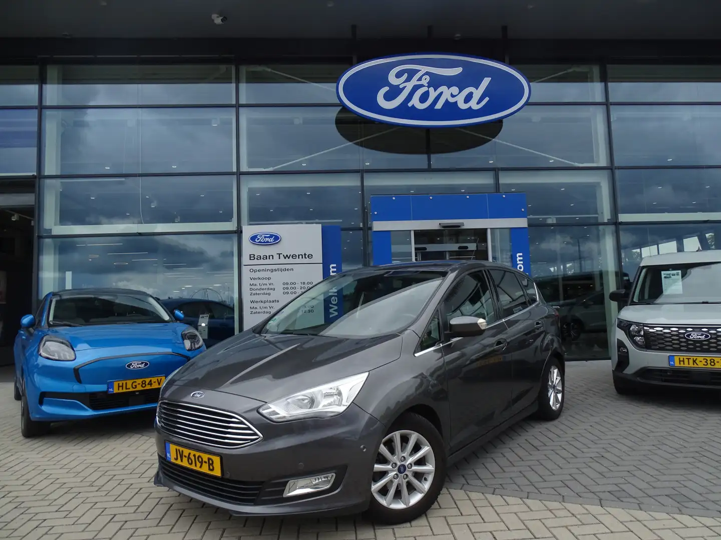 Ford C-Max 1.0 Titanium / Trekhaak / Winter Pack / All season Grijs - 2