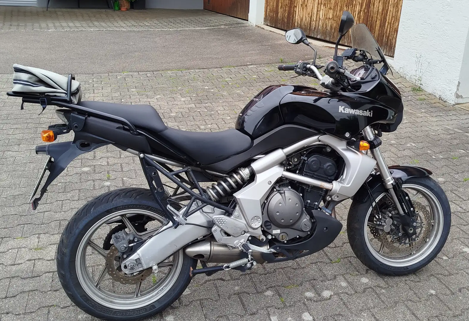 Kawasaki Versys 650 ABS Geizgriffe Hauptständer Koffer Reifen neu Чорний - 2