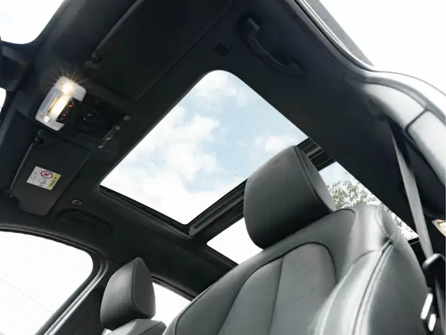 BMW X1 view 3