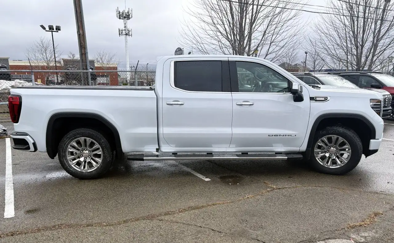 GMC Sierra 1500 снимка GMC Sierra 1500