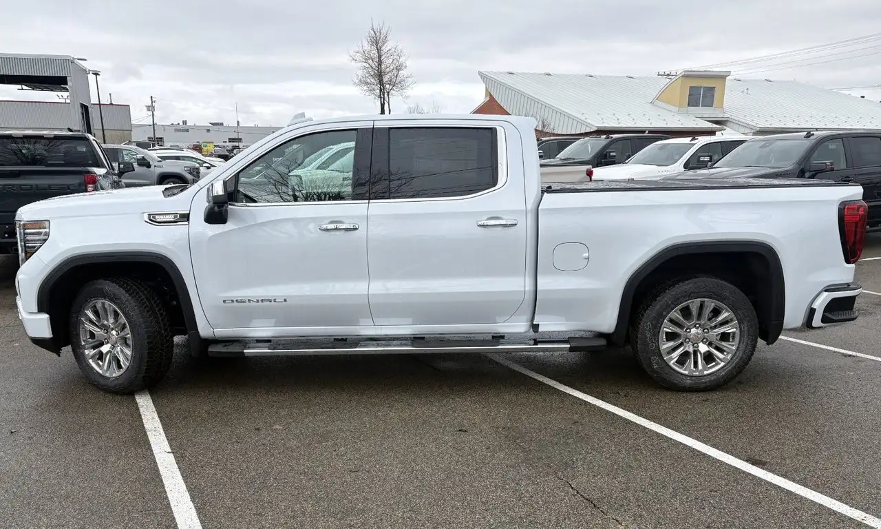 GMC Sierra 1500 снимка GMC Sierra 1500