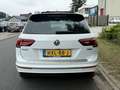 Volkswagen Tiguan 2.0 TSI 4Motion 180PK DSG R-Line•Pano•Trekhaak Wit - thumbnail 4