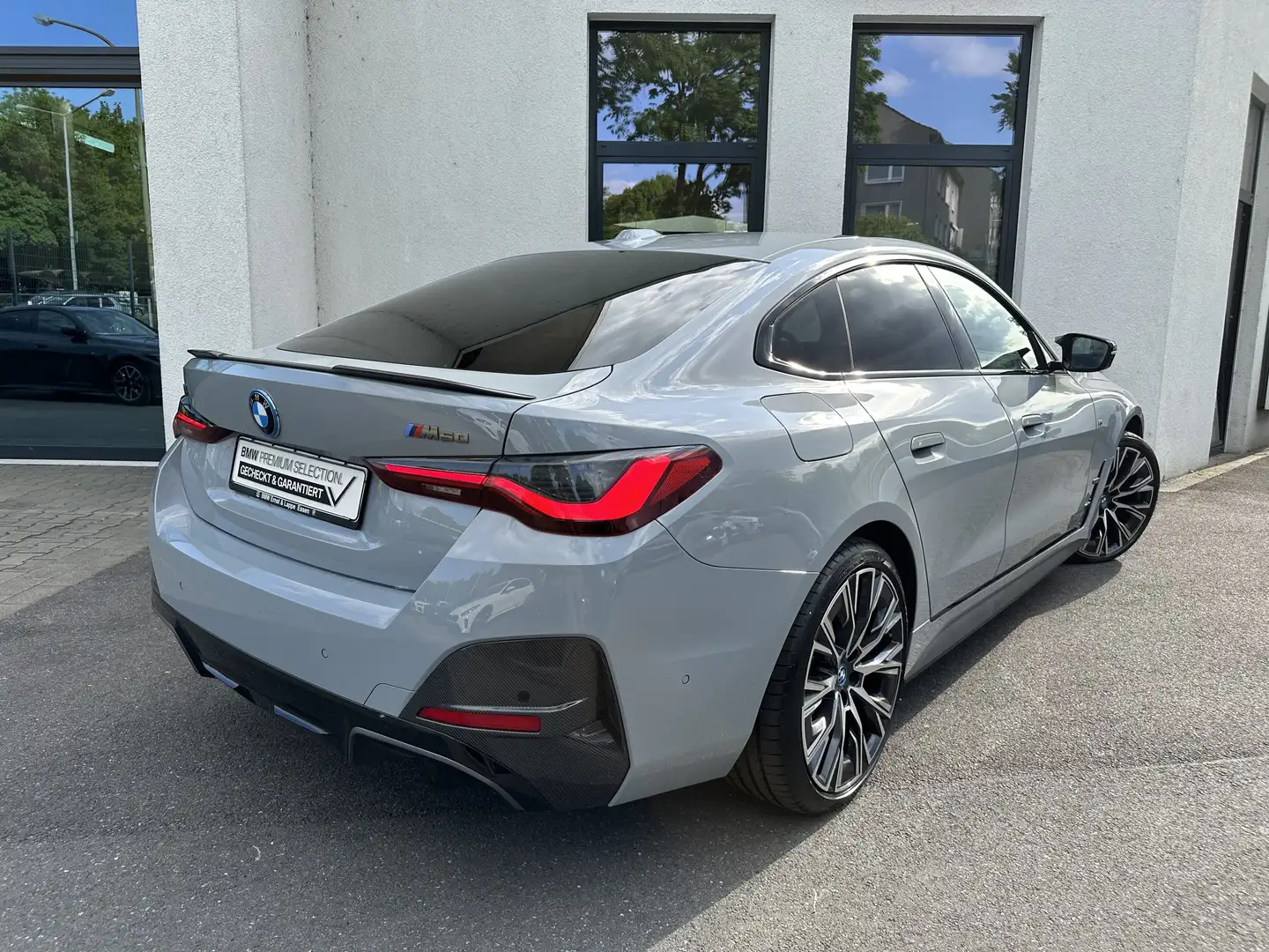 BMW i4 M50 M Sport Pro || 360 AHK Pano H&K eSitze Laser Gris - 2