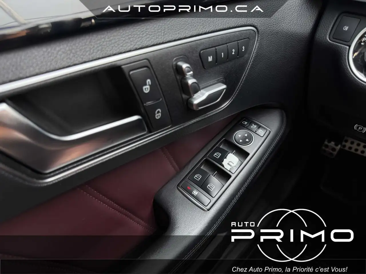 Mercedes-Benz E-Class снимка Mercedes-Benz E-Class