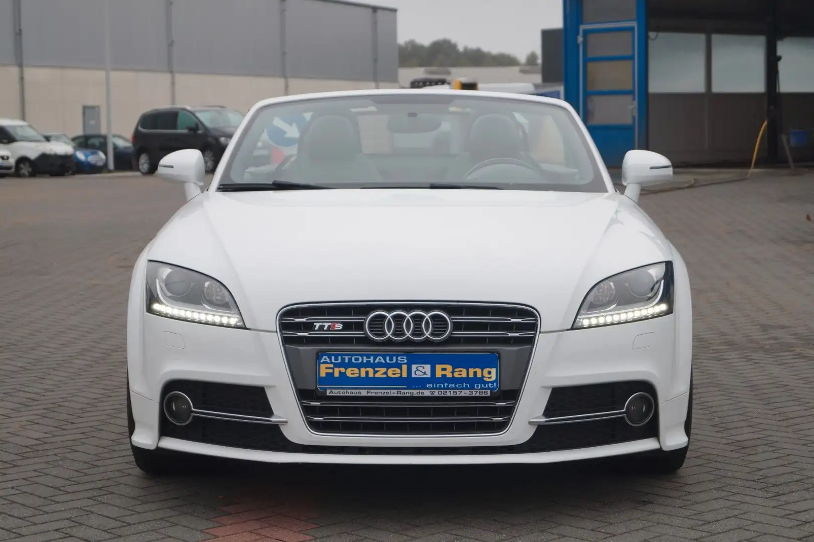 Audi TTS 2.0 TFSI TTS Roadster quattro *PDC*Navi*SHZ*GRA* Weiß - 2