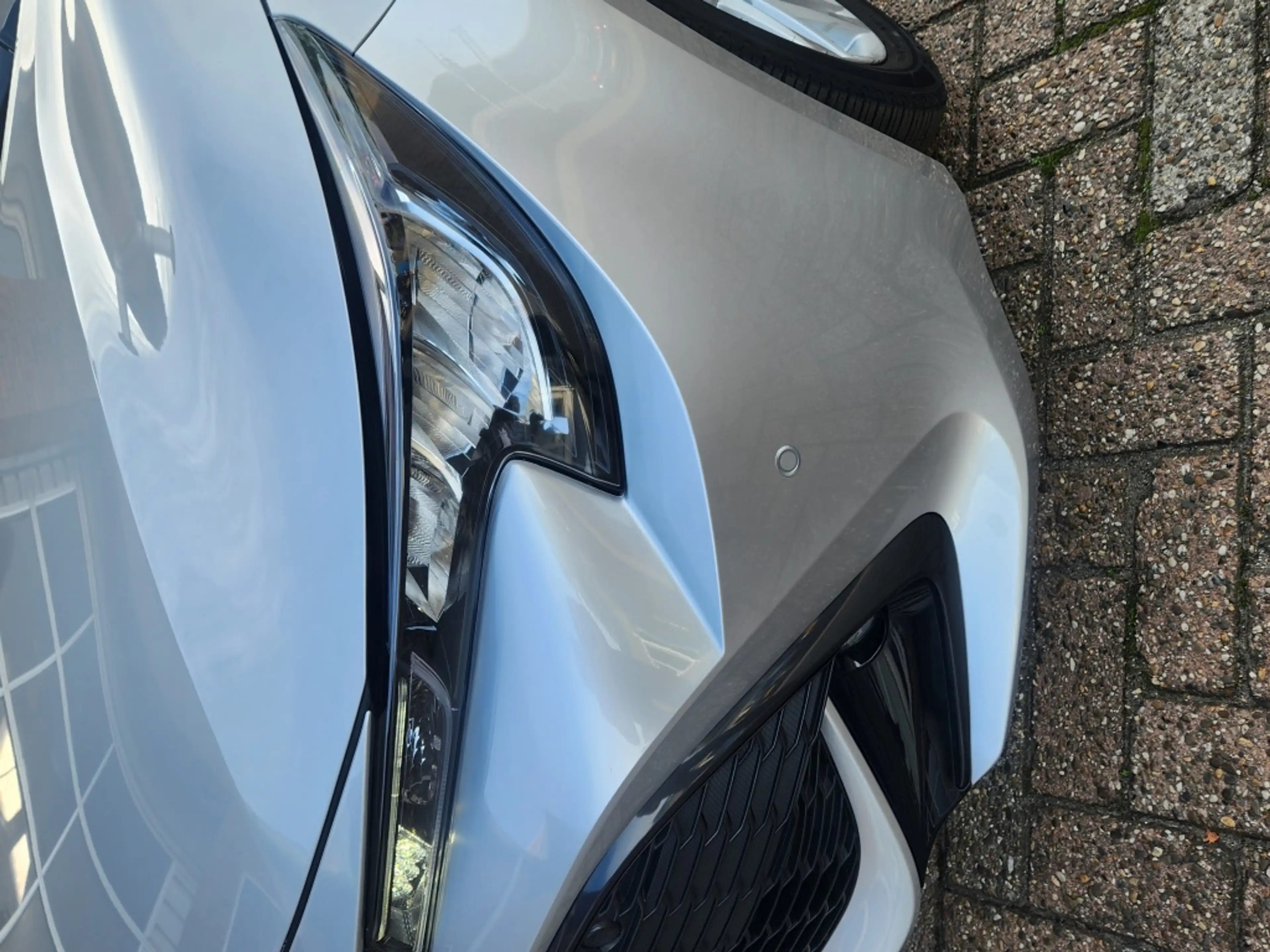 Toyota Corolla 1.2 T Active, Clima/ACC/LaneAss/Keyless/Camera/LED — photo 27