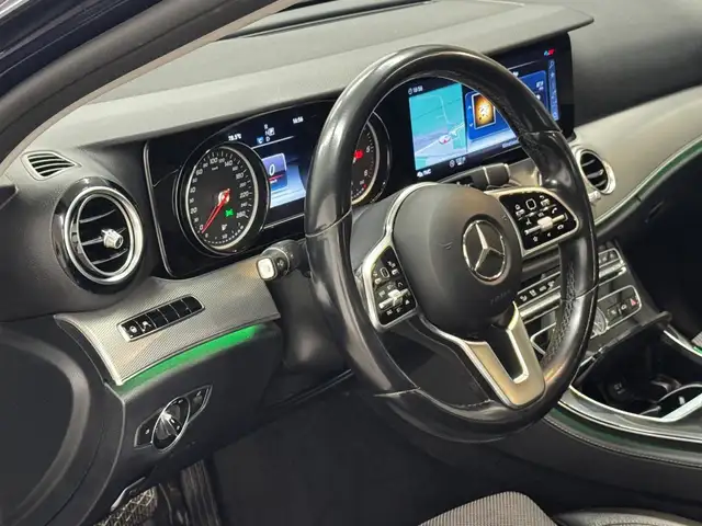 Mercedes-Benz E-Class view 11