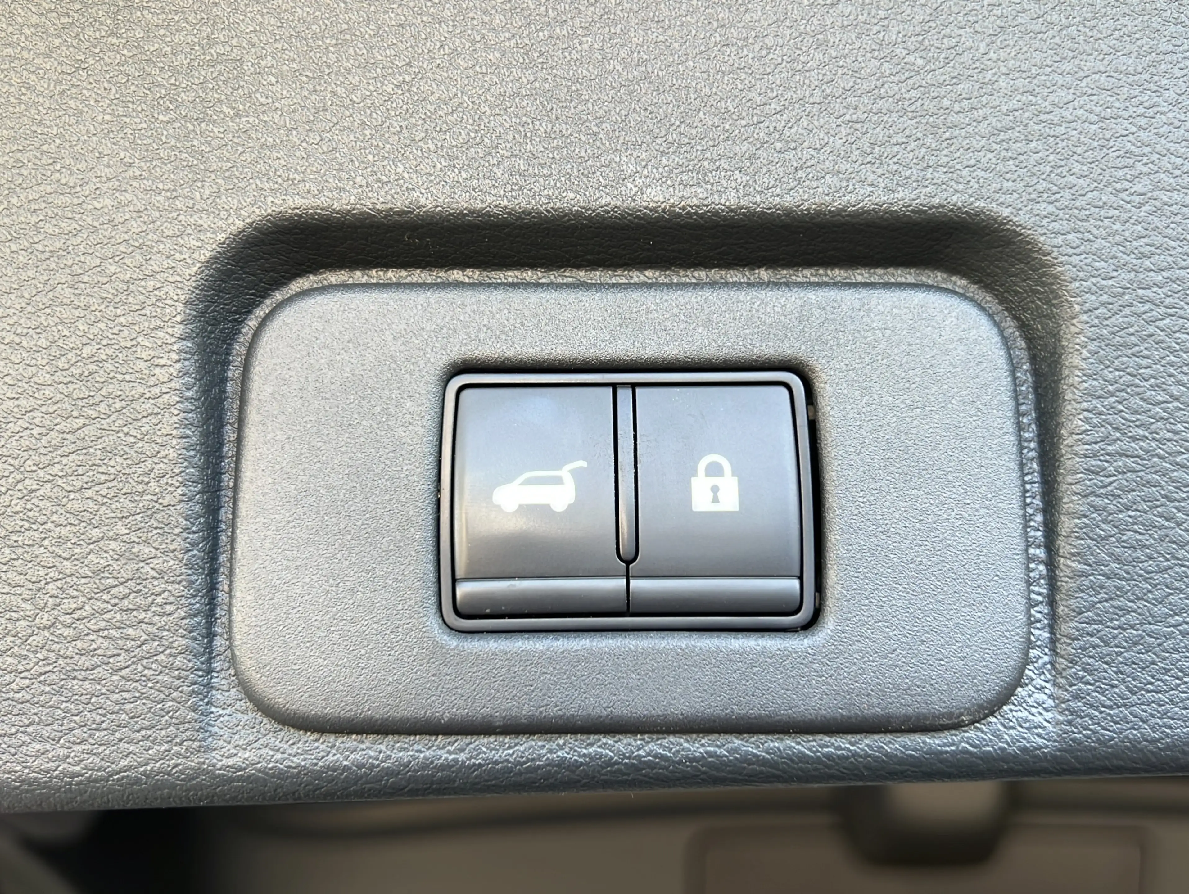 Nissan X-Trail 1.5 VC-T e-Power e-4orce Tekna*20Zoll — photo 15