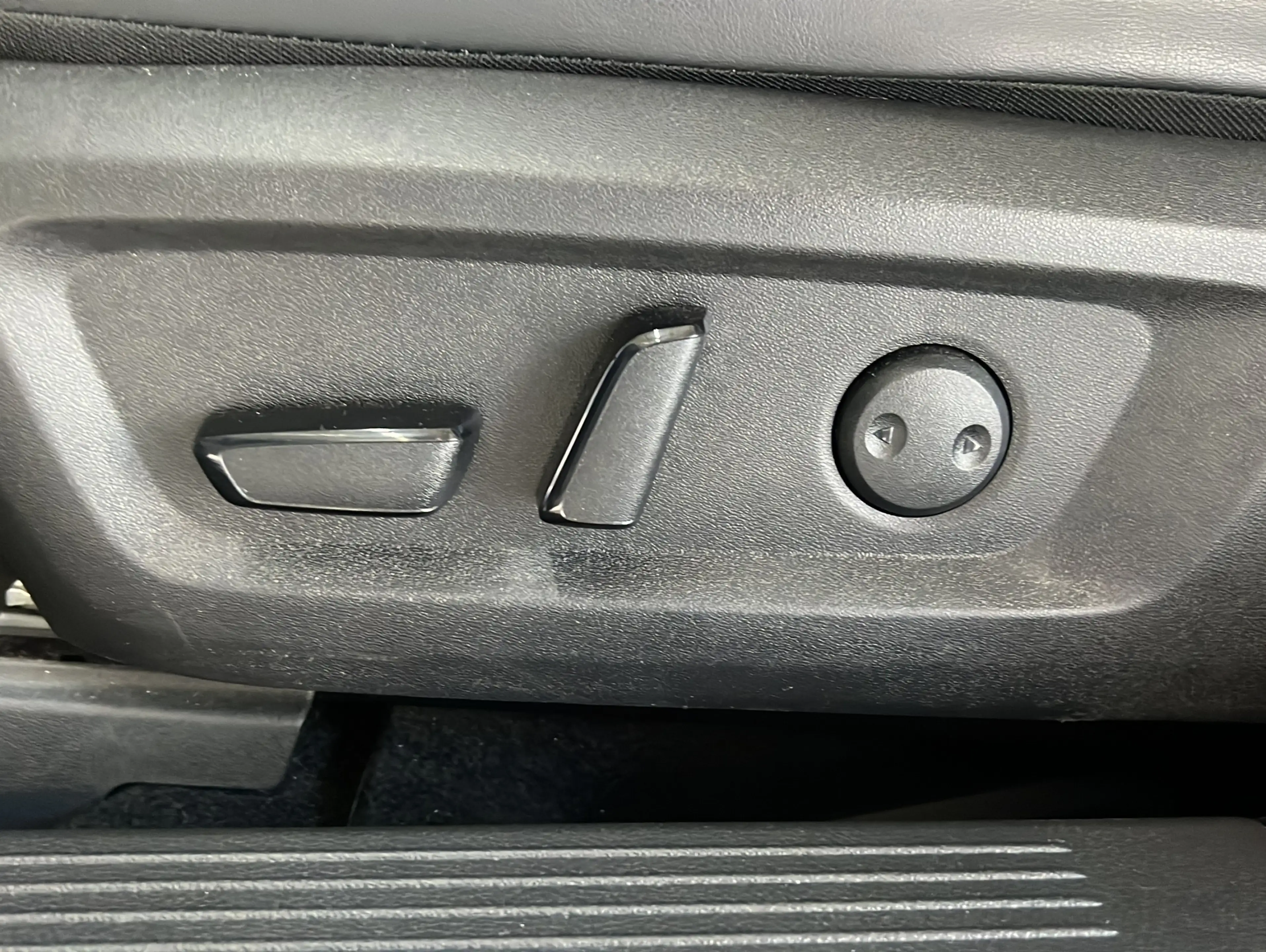 Nissan X-Trail 1.5 VC-T e-Power e-4orce Tekna*20Zoll — photo 9