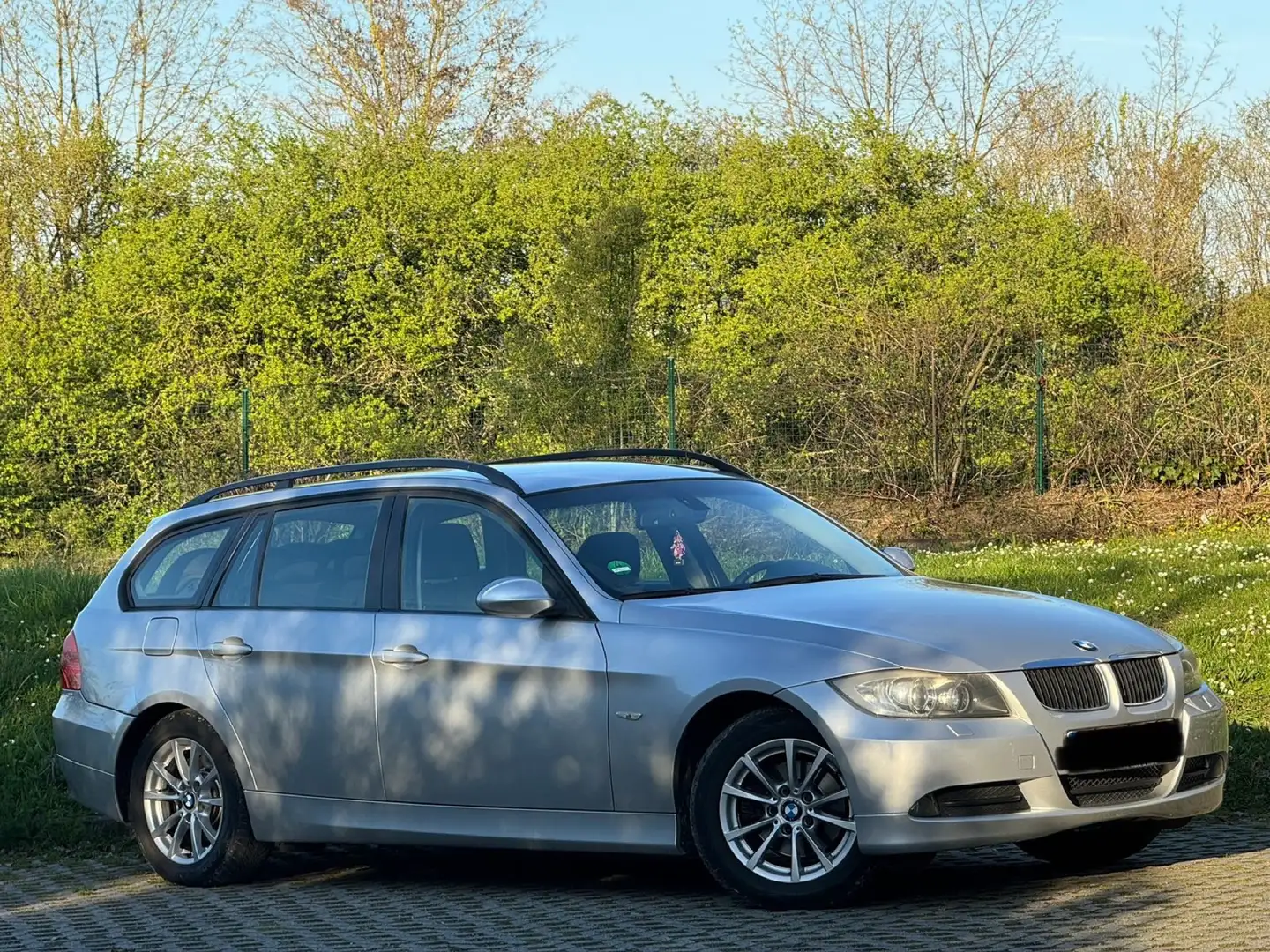 BMW 318 318i Touring guter Zustand Tüv Neu Silber - 1