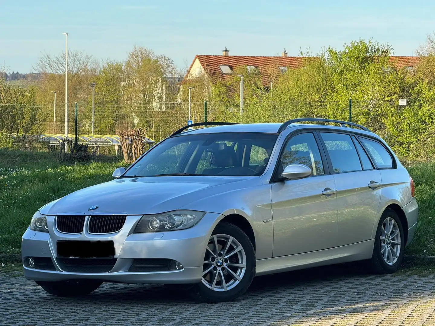 BMW 318 318i Touring guter Zustand Tüv Neu Silber - 2
