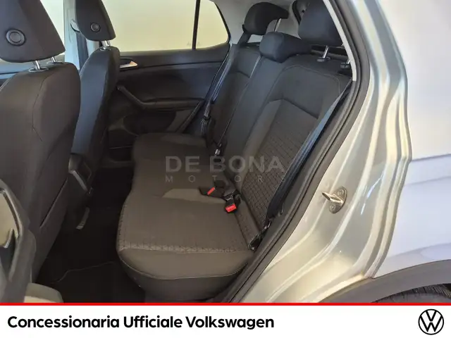 Volkswagen T-Cross view 9