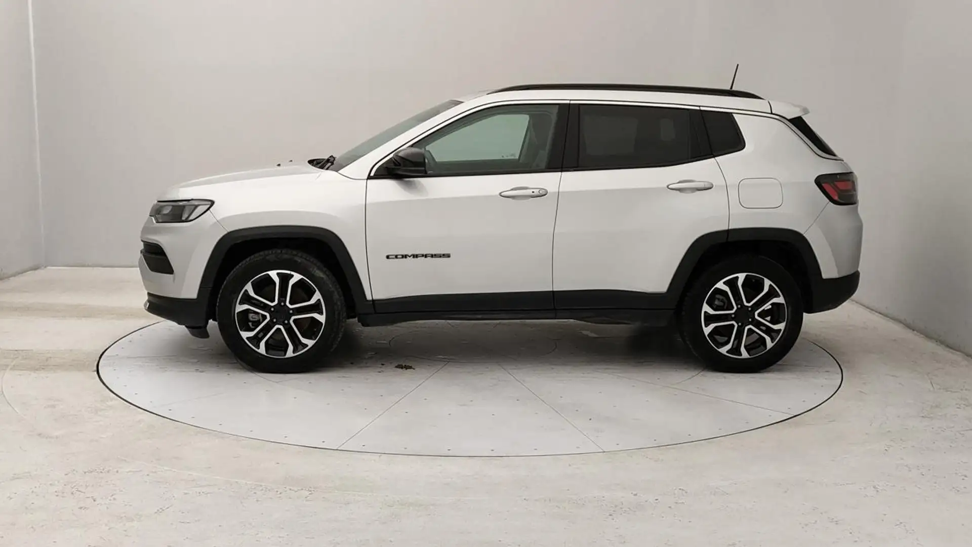 Jeep Compass 1.3 turbo t4 phev Limited 4xe auto Gris - 2