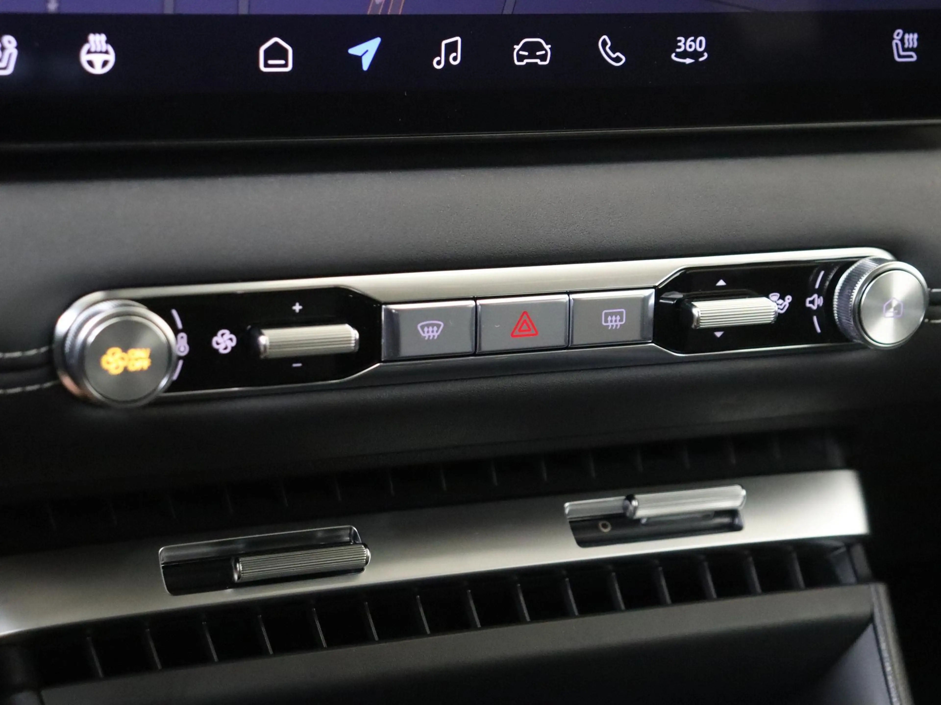 MG MG4 Electric Urban Premium 54 kWh Navigatie | Stuur en — photo 11