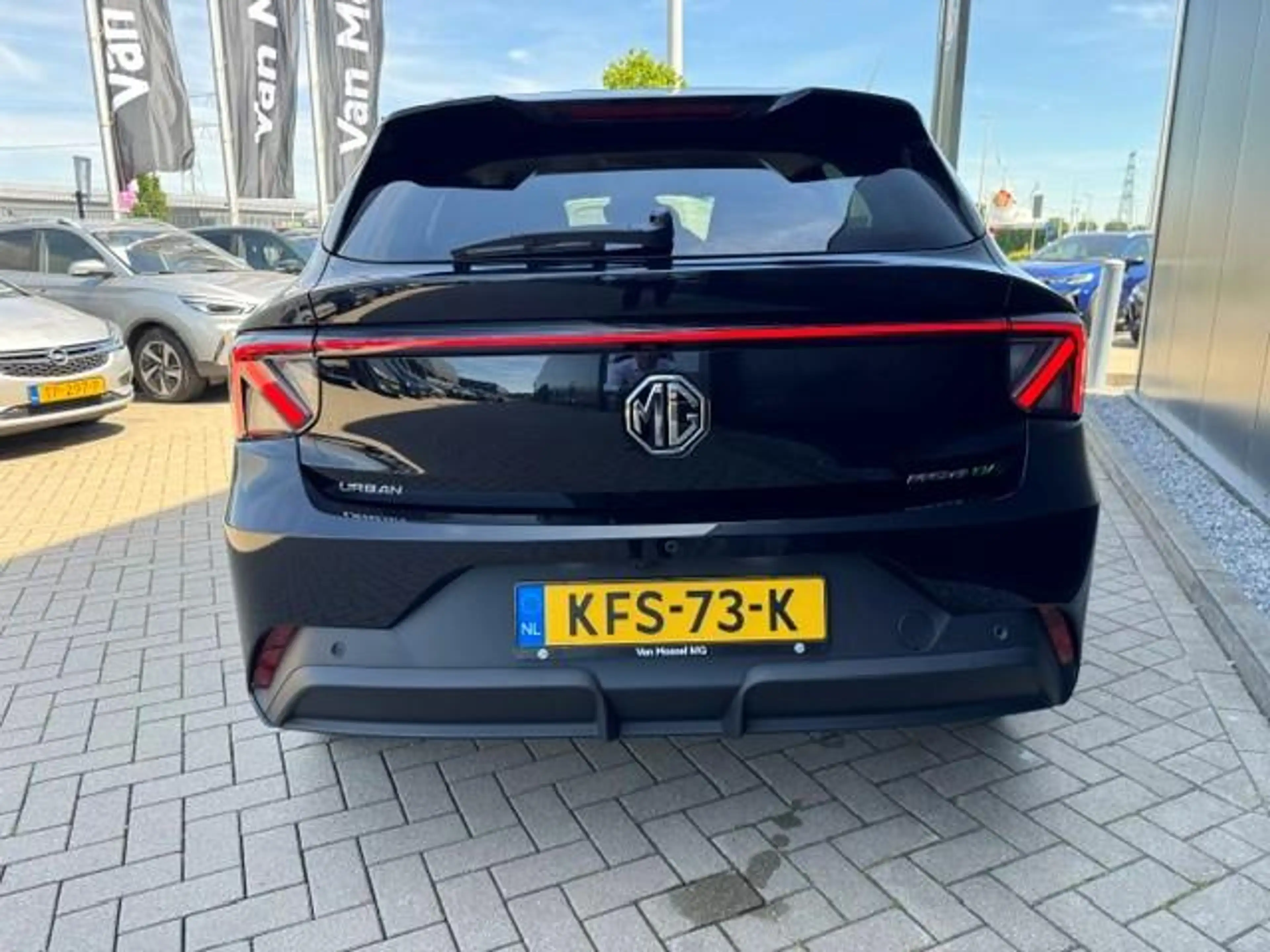 MG MG4 Electric Urban Premium 54 kWh Navigatie | Stuur en — photo 6