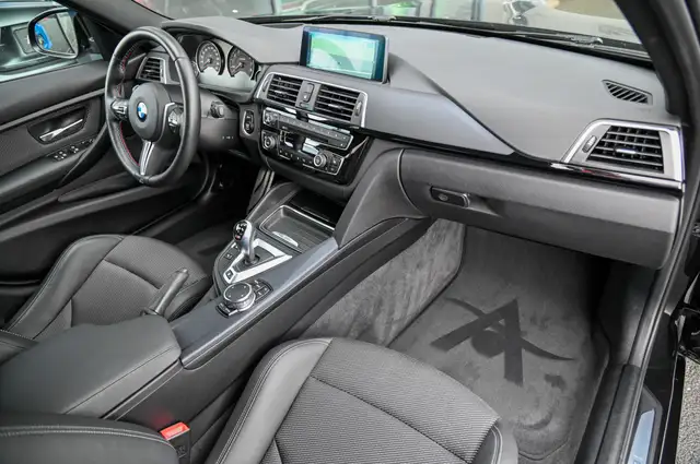 BMW M3 view 12