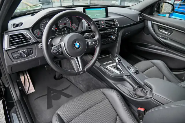 BMW M3 view 10