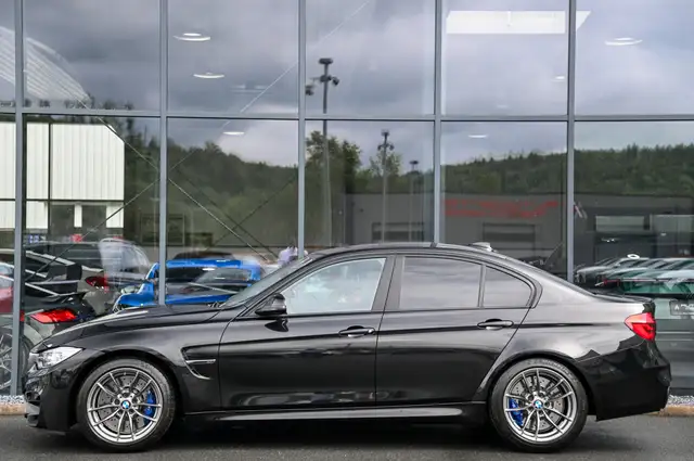BMW M3 view 6