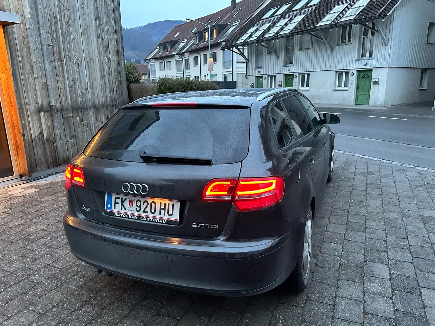 Audi A3 2.0 TDI Sportback DPF Ambition - 2
