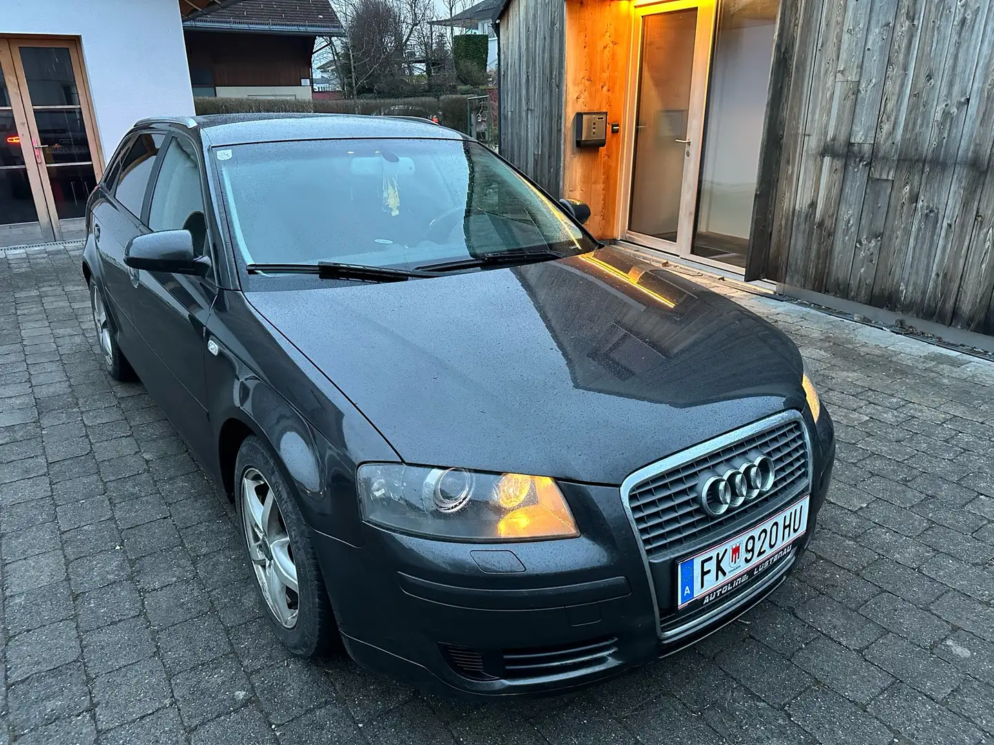 Audi A3 2.0 TDI Sportback DPF Ambition - 1