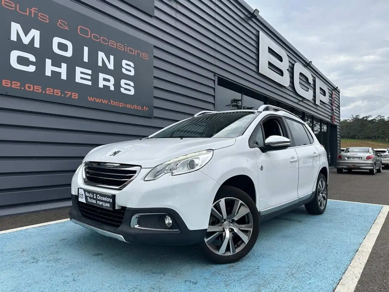 Peugeot 2008 1.2 110CH CROSSWAY S\\u0026S