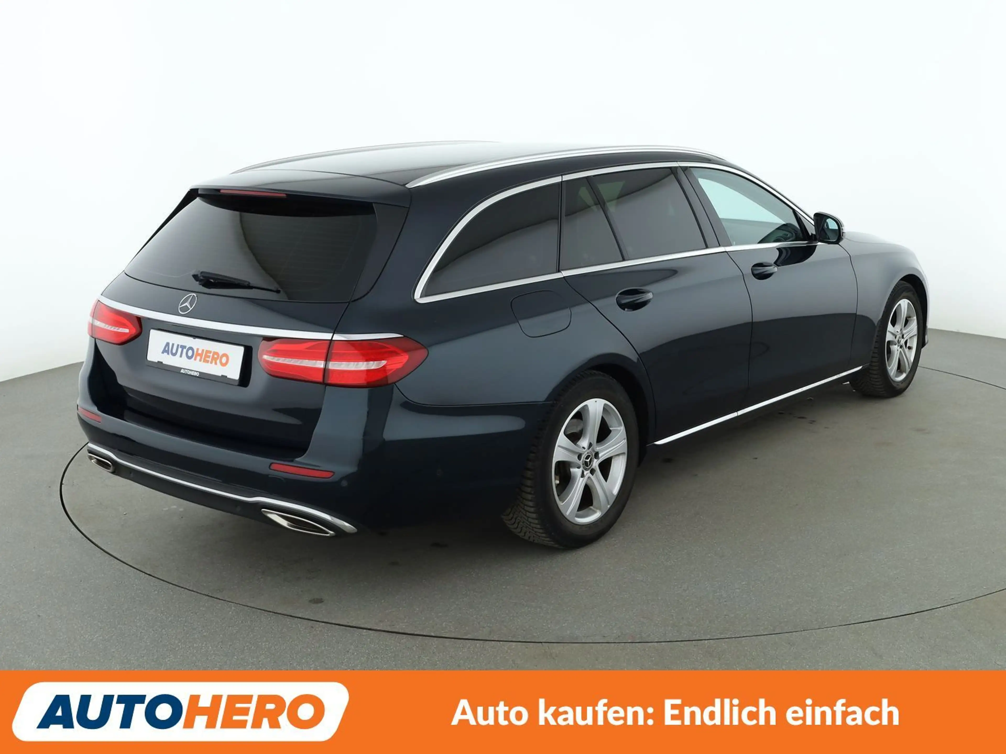 Mercedes-Benz E 250 T Avantgarde Aut.*LED*NAVI*TEMPO*CAM*PDC*SHZ*KLIMA — photo 6