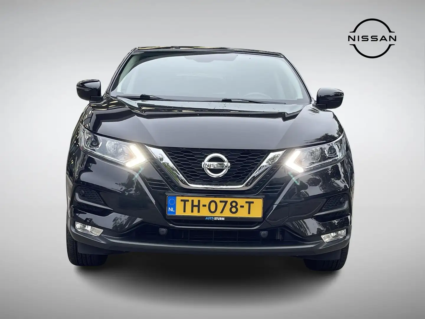 Nissan Qashqai 1.2 Acenta Connect Pack + Trekhaak! Zwart - 2