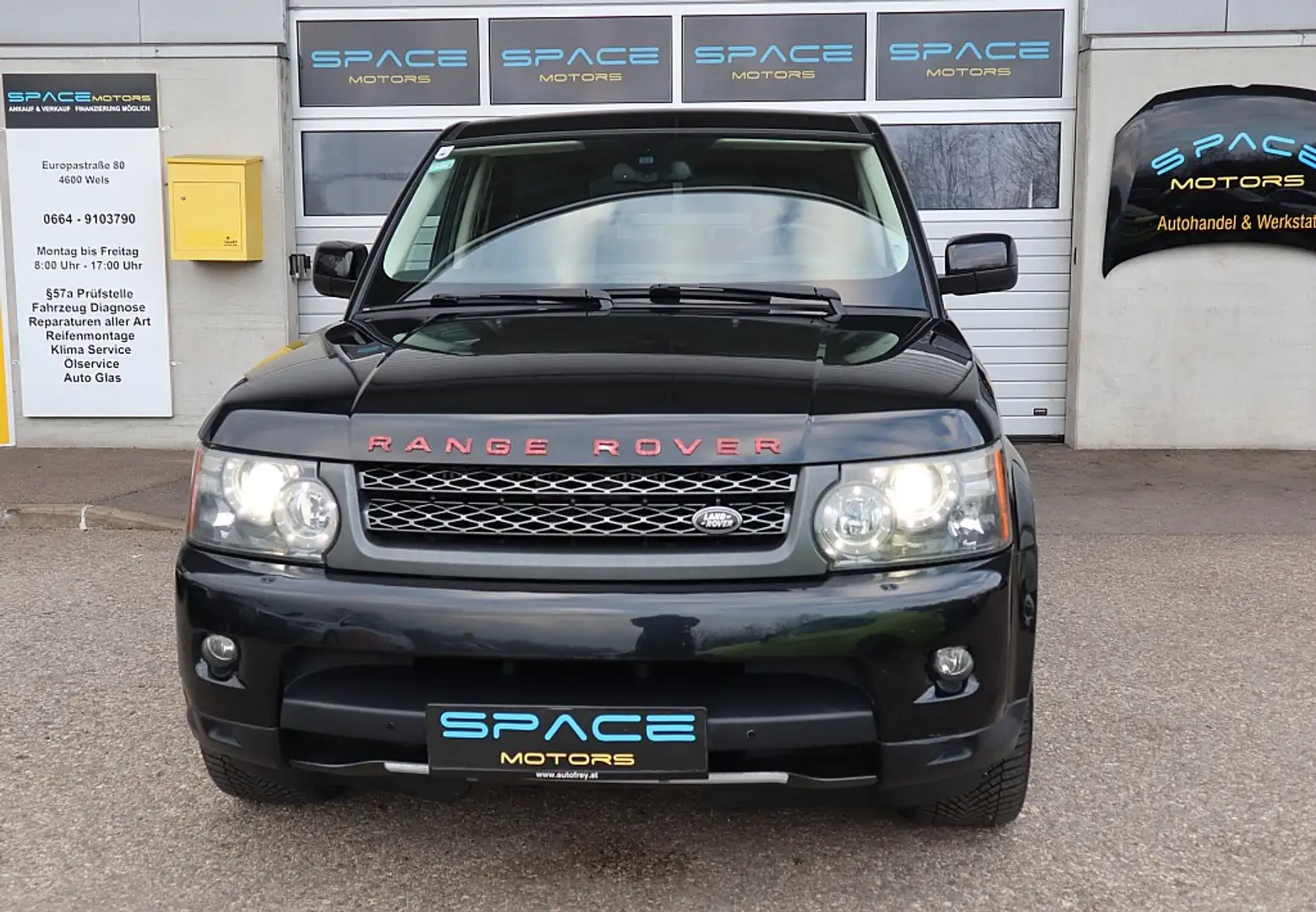 Land Rover Range Rover Sport 3,0 SDV6 HSE Schwarz - 2