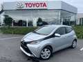 Toyota Aygo 5 d. 1,0 VVT-i 5MT x-play LHD Gris - thumbnail 17