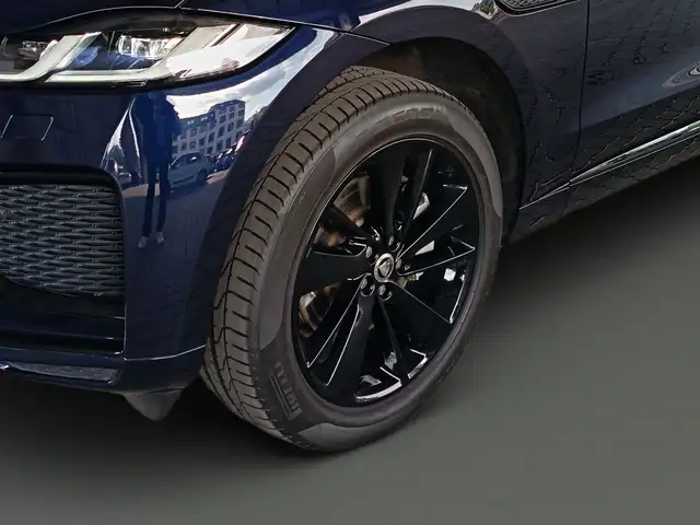 Jaguar F-Pace R-DYNM SE 2.0 204HP A8 MHEV Ansicht 11
