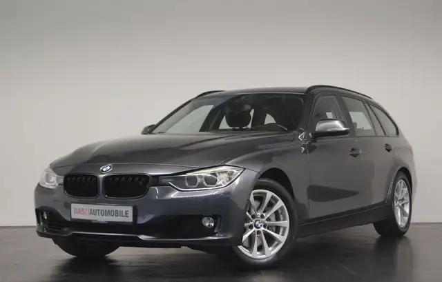 BMW 335 i Touring|PANO|360°|HUD|LNKHZG