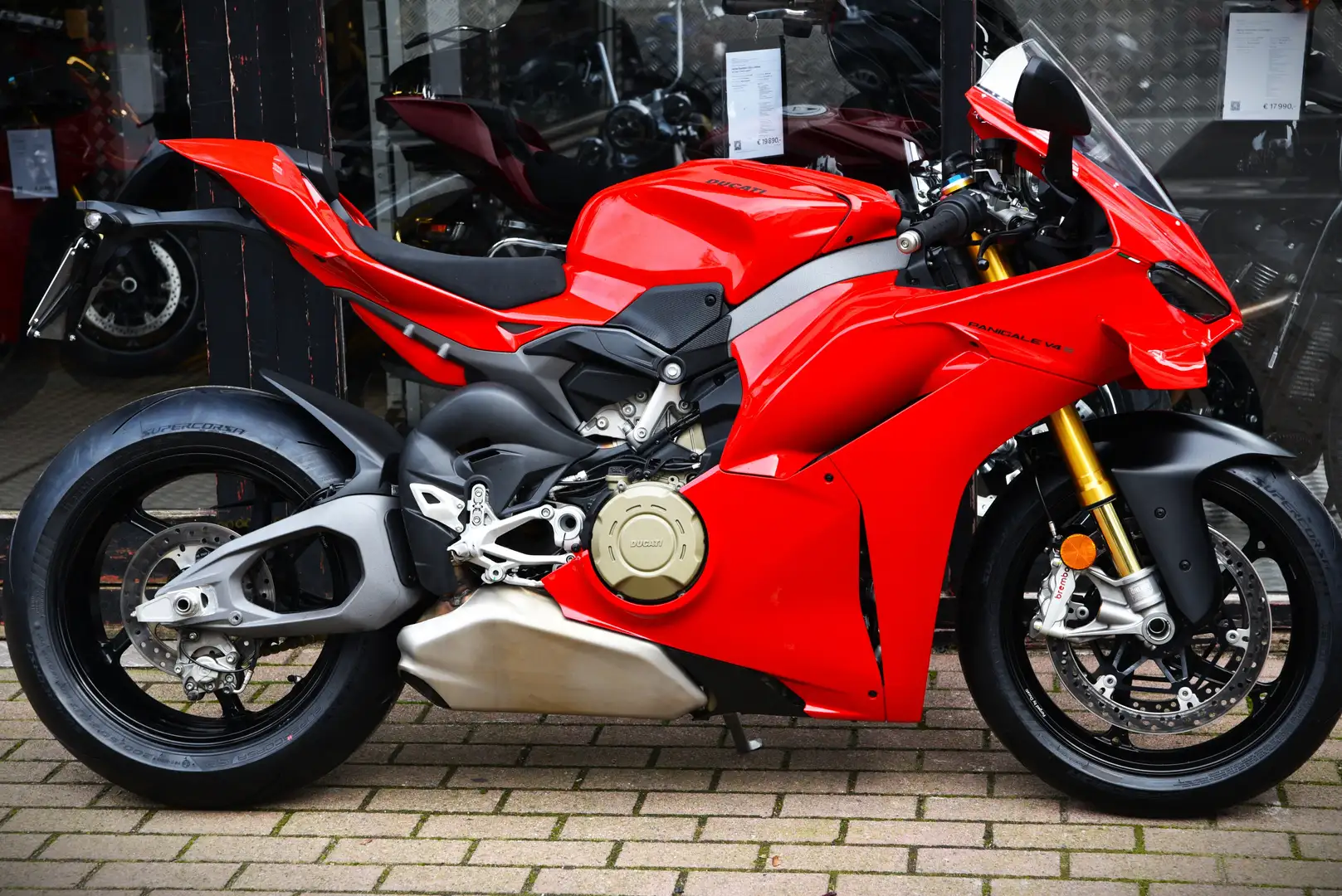 Ducati Panigale V4 S ***MOTO VERTE*** Rouge - 2