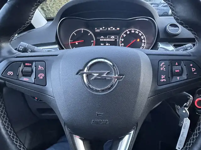 Opel Corsa view 8