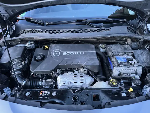 Opel Corsa view 11